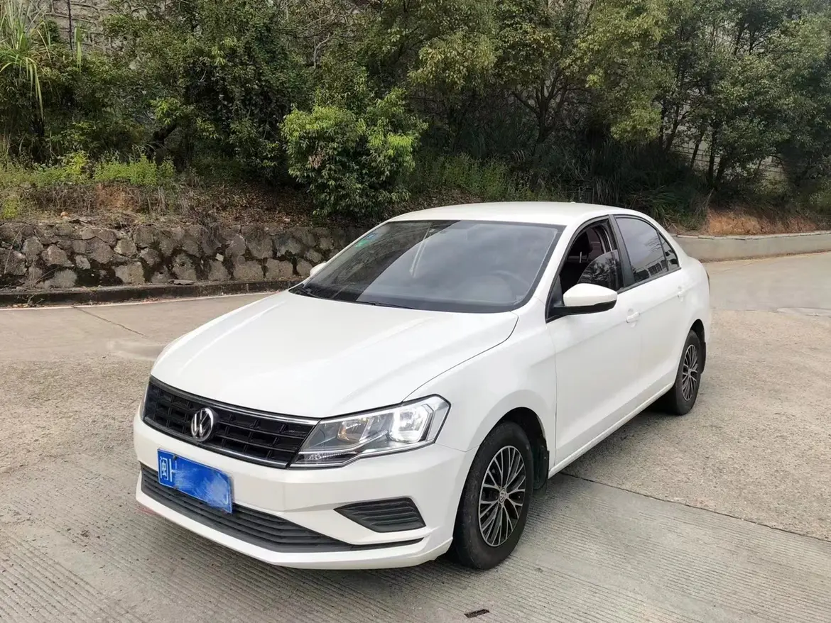 Volkswagen Jetta  из Китая
