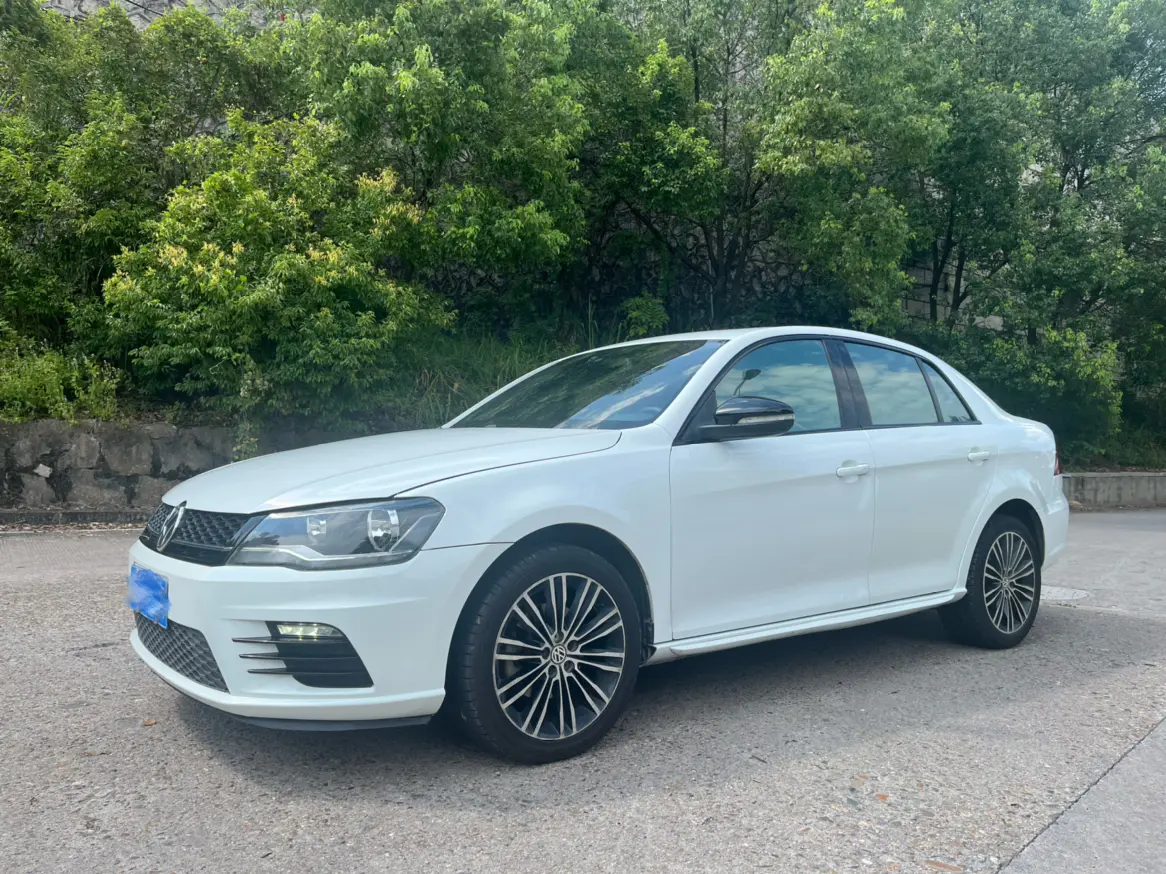 Volkswagen Bora  из Китая