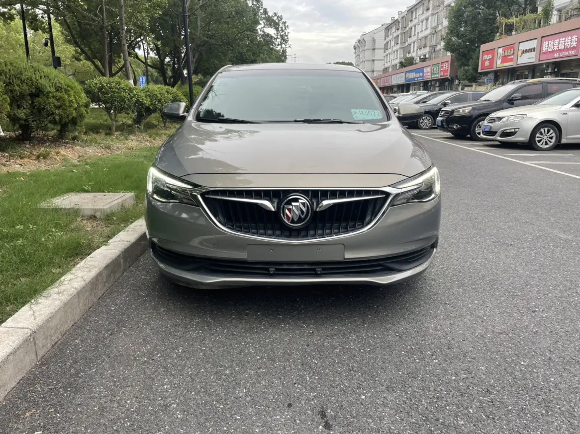 Buick Yinglang  из Китая