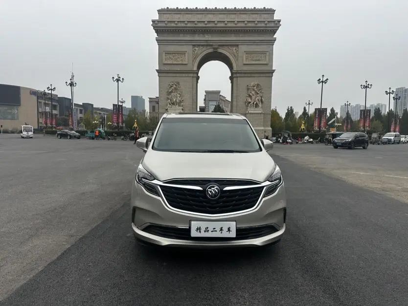 Buick GL8  из Китая