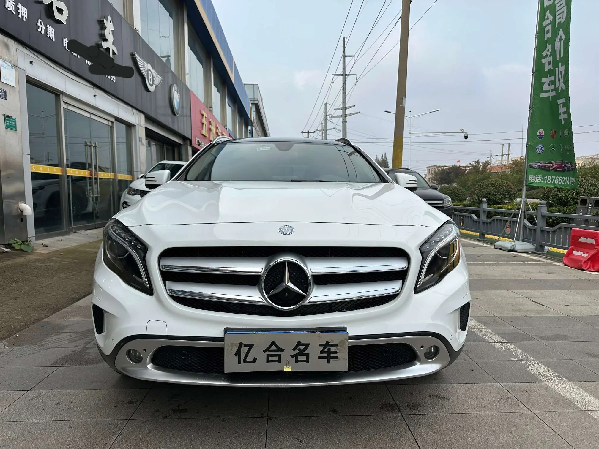 Mercedes-Benz GLA  из Китая