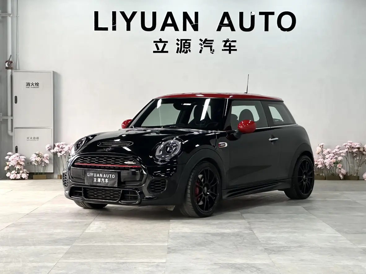 MINI JCW  из Китая