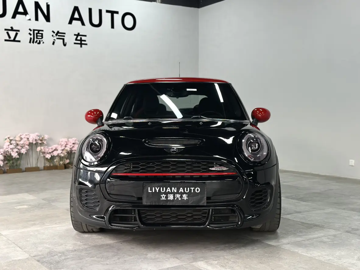 MINI JCW  из Китая
