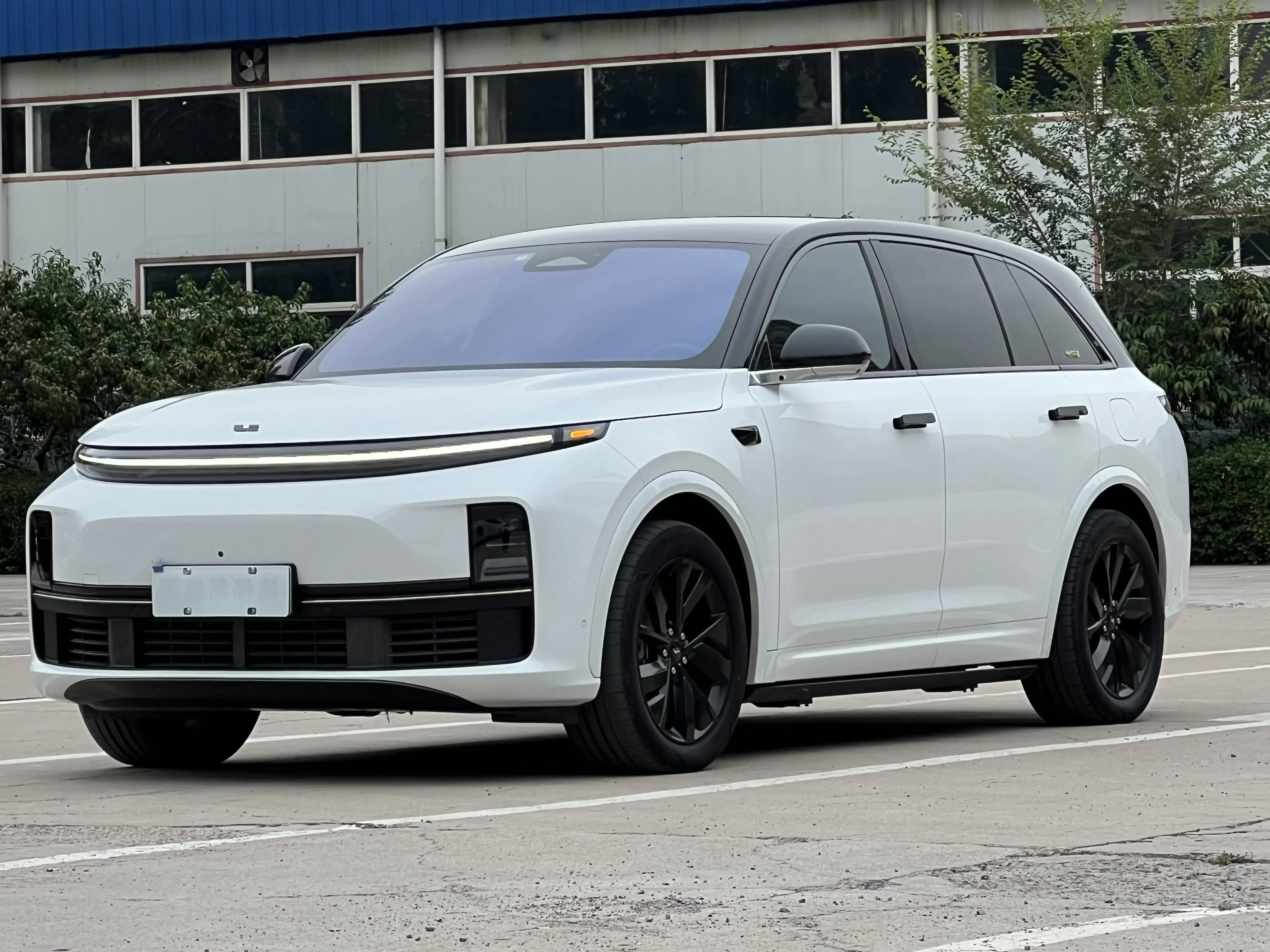 Li L7 (Ideal L7)  из Китая