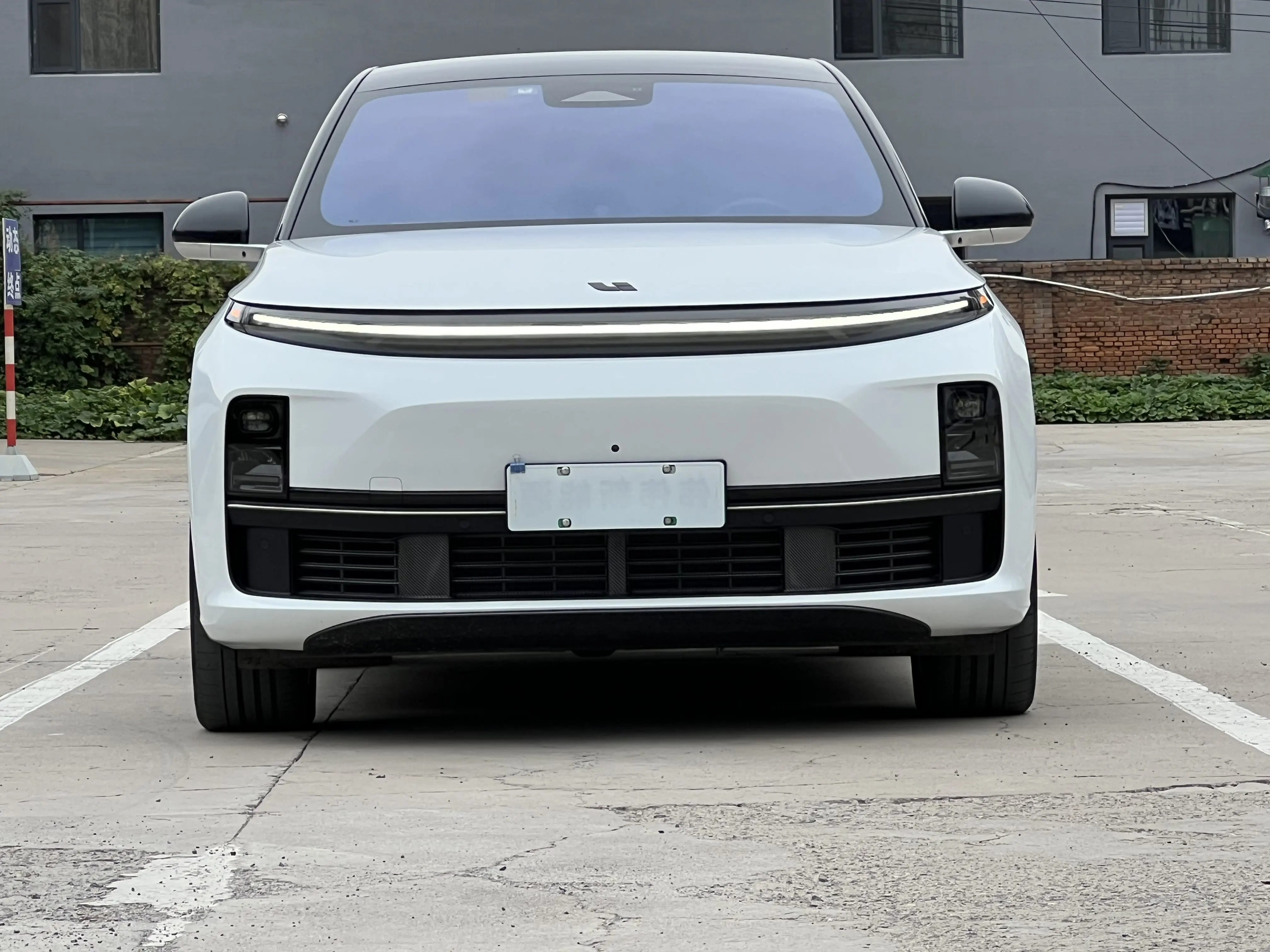 Li L7 (Ideal L7)  из Китая