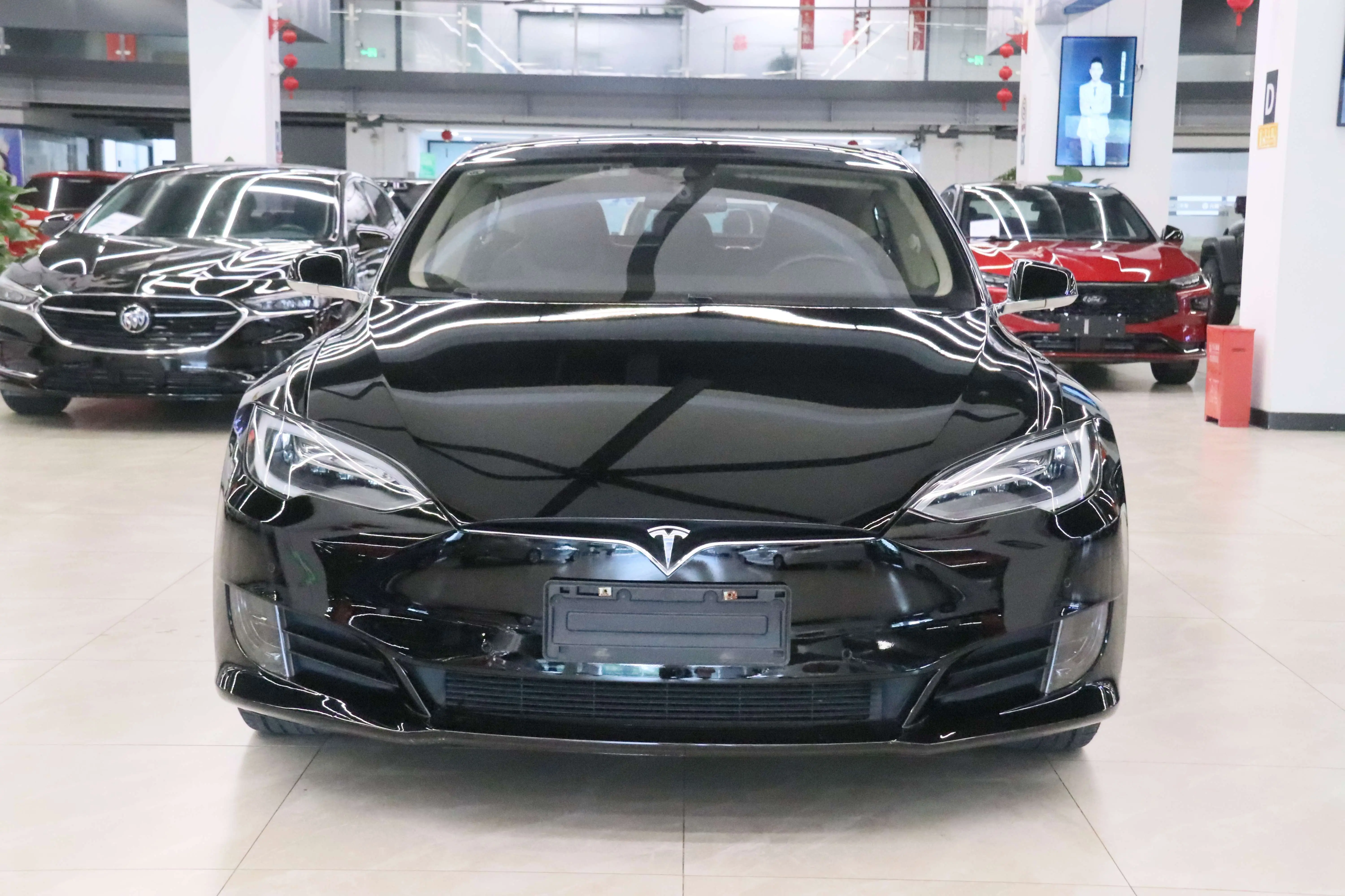 Tesla Model S  из Китая
