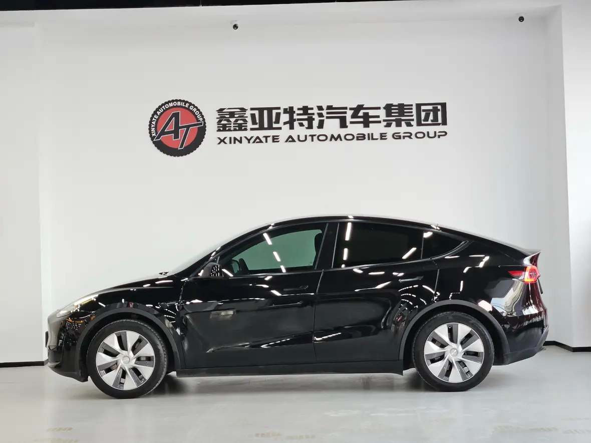 Tesla Model Y  из Китая