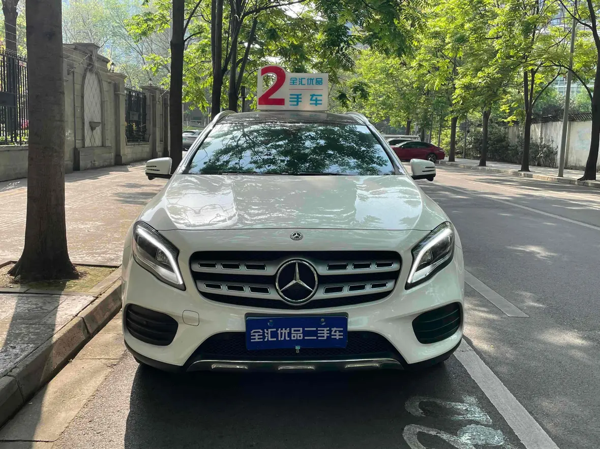 Mercedes-Benz GLA  из Китая