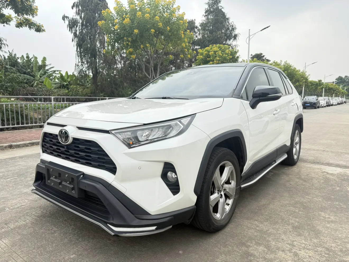Toyota RAV4  из Китая