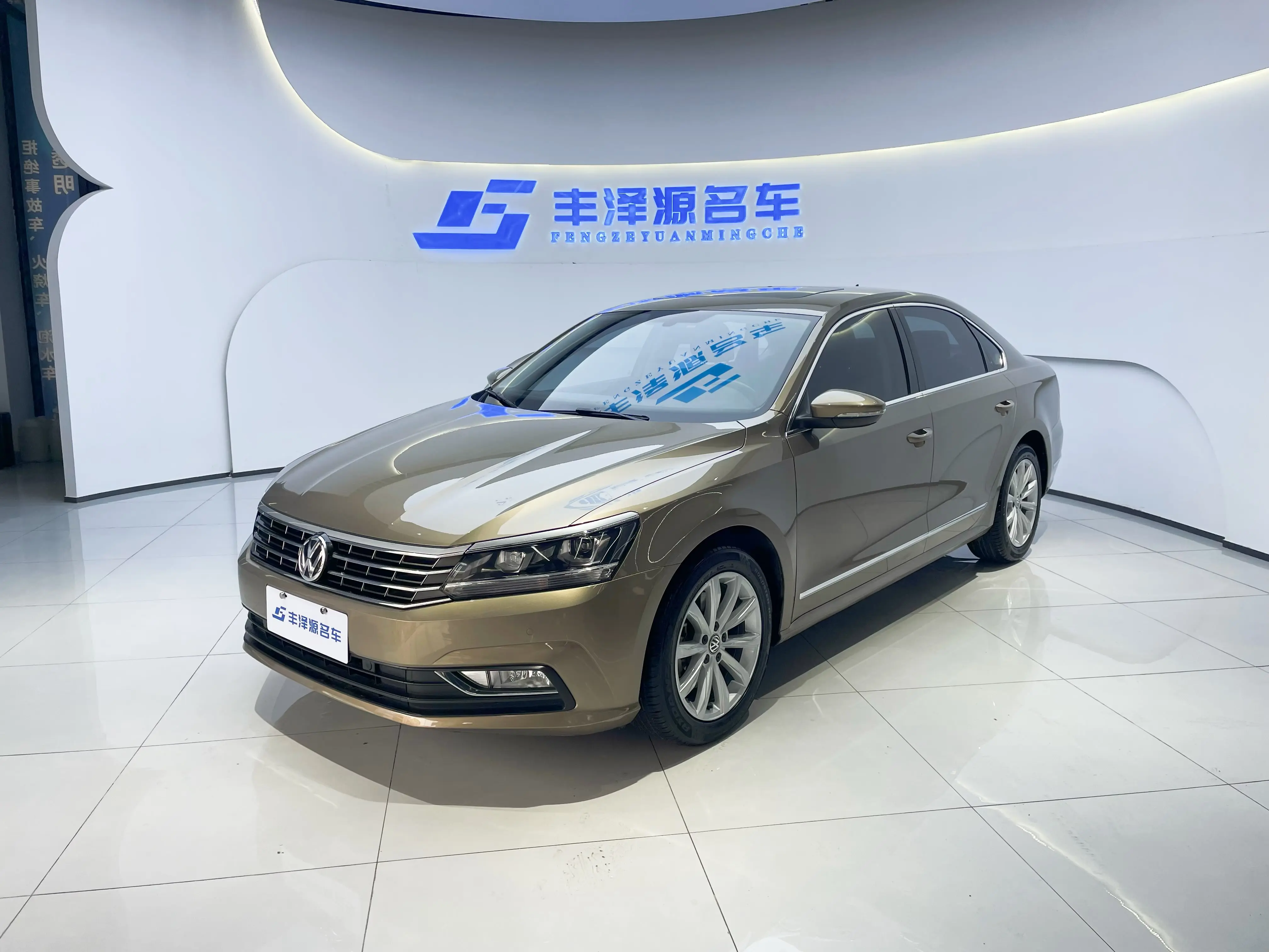 Volkswagen Passat  из Китая