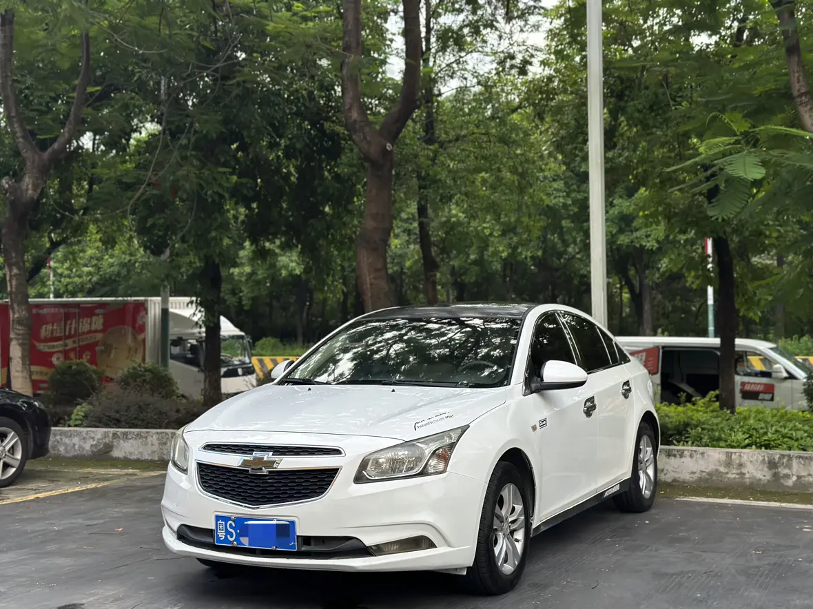 Chevrolet Monza (Cruze)  из Китая