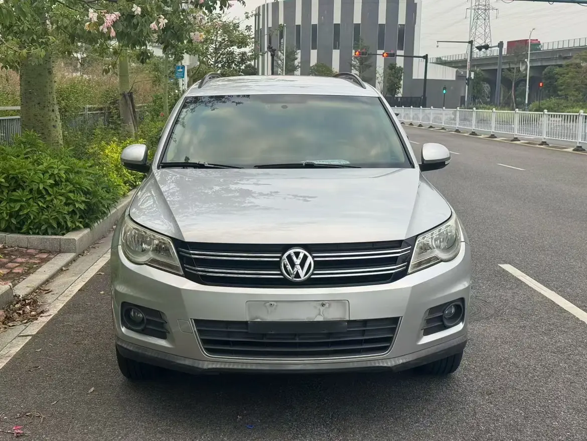 Volkswagen Tiguan  из Китая