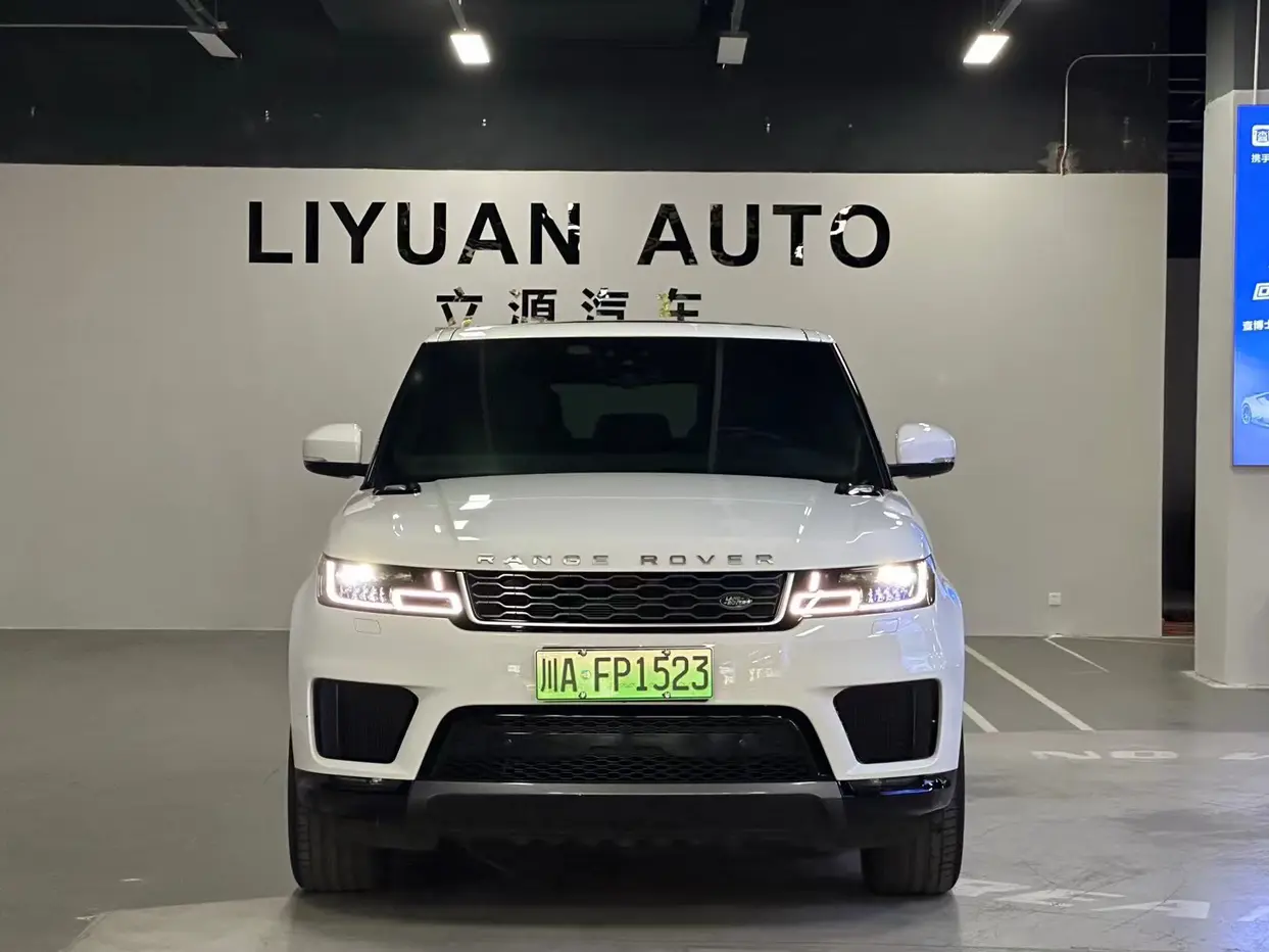 Land Rover Range Rover Sport PHEV  из Китая