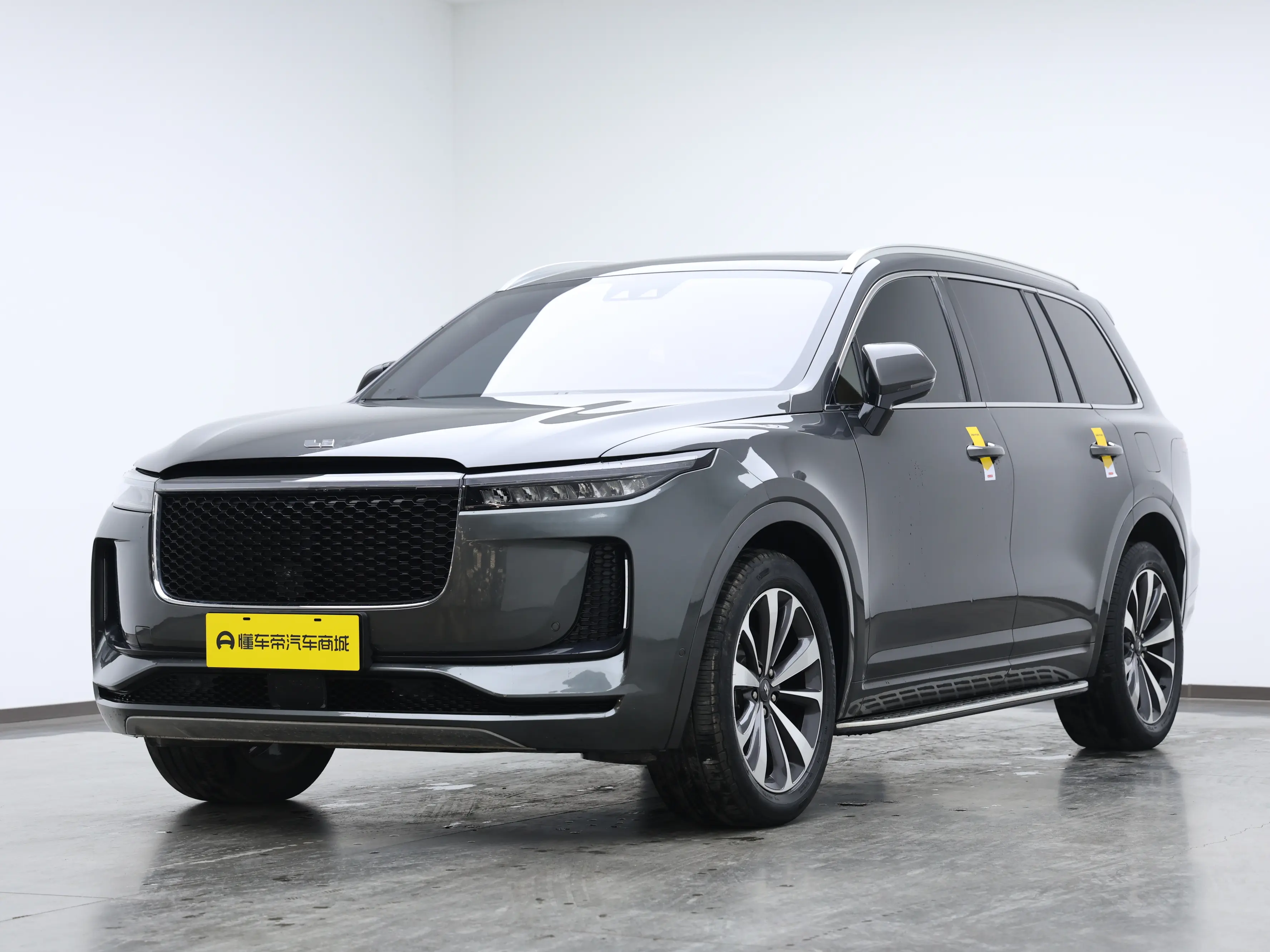 Li ONE (Ideal ONE)  из Китая