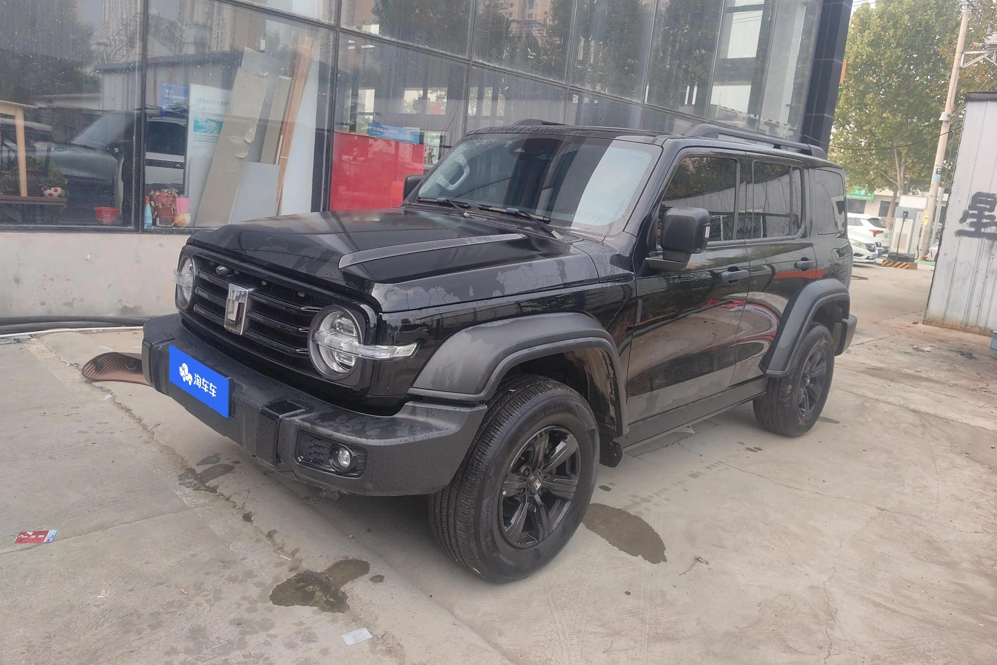 Tank 300  из Китая