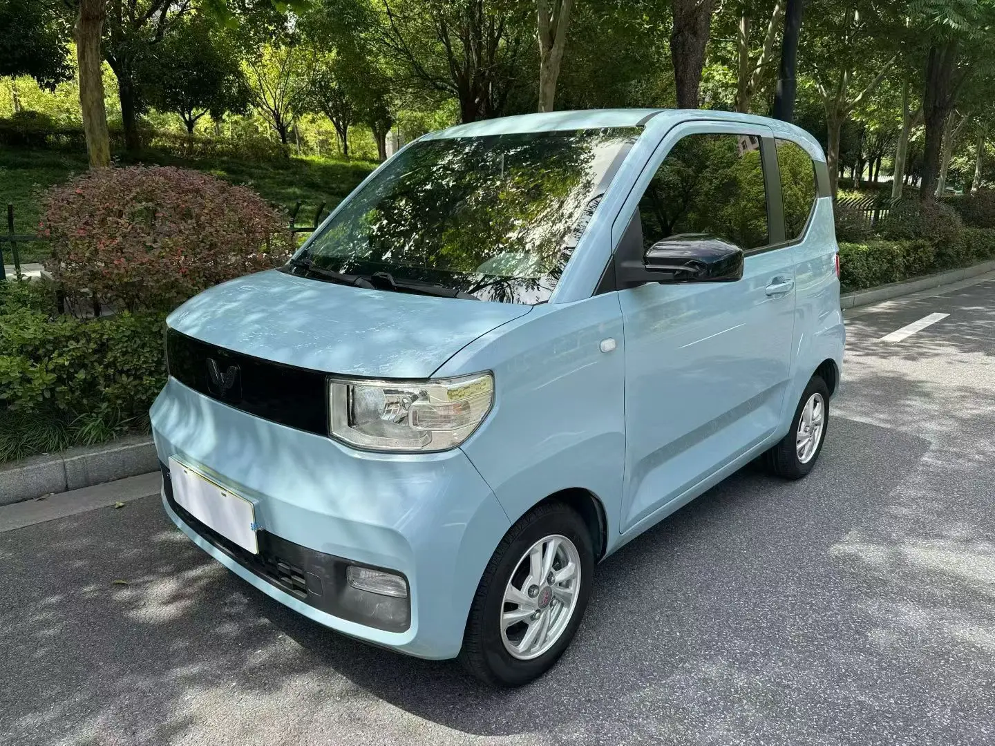 Wuling Hongguang MINIEV  из Китая