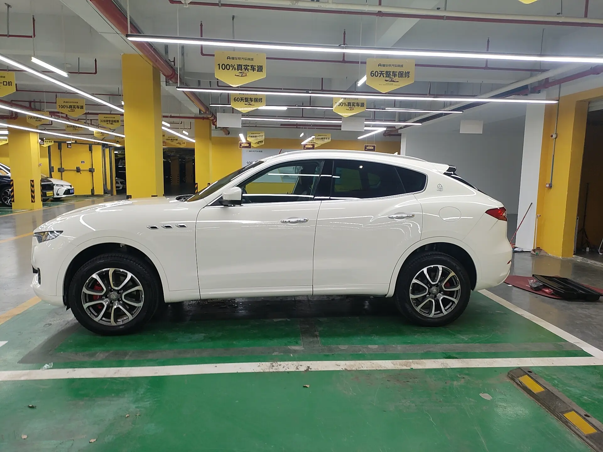 Maserati Levante  из Китая