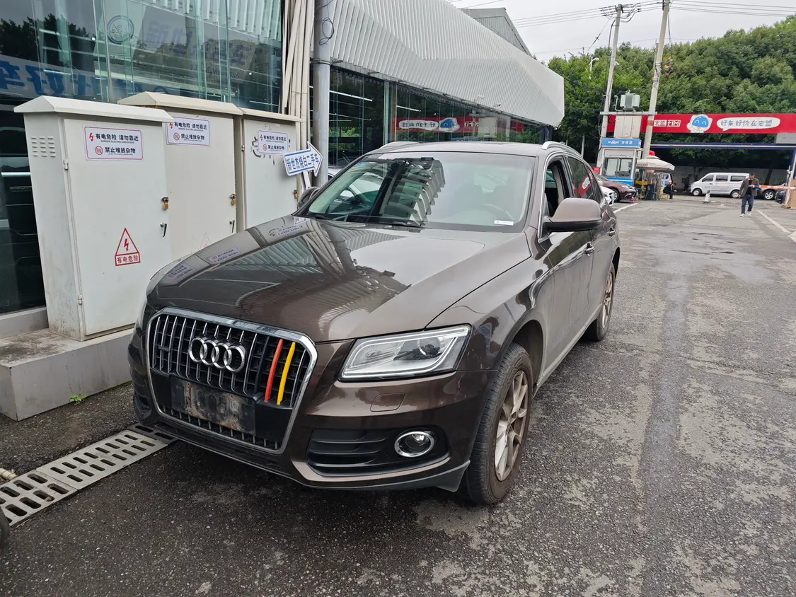 Audi Q5  из Китая