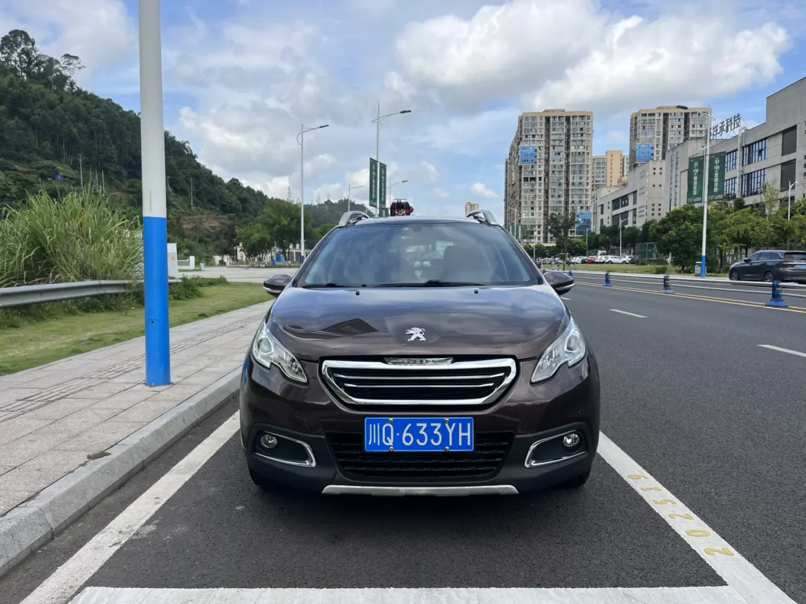 Peugeot 2008  из Китая