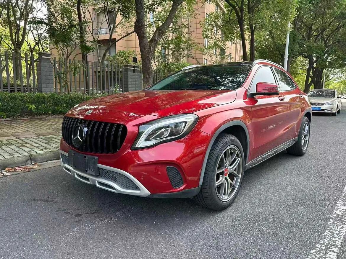 Mercedes-Benz GLA  из Китая