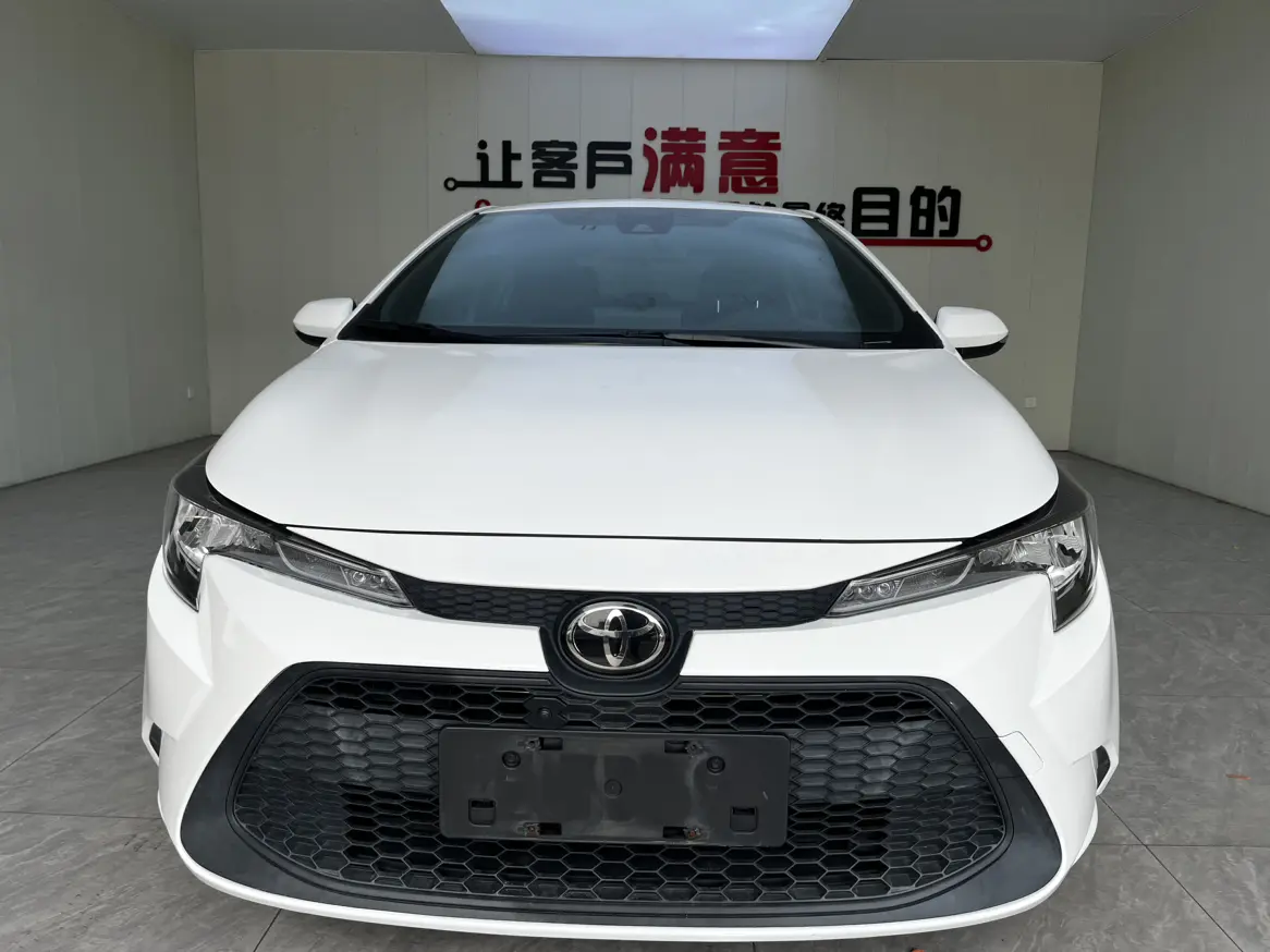 Toyota Levin (Lei Ling)  из Китая