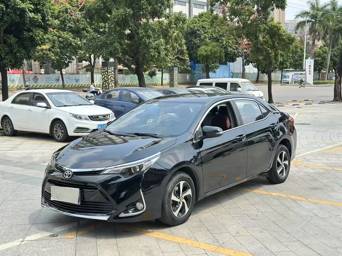 Toyota Levin (Lei Ling)  из Китая