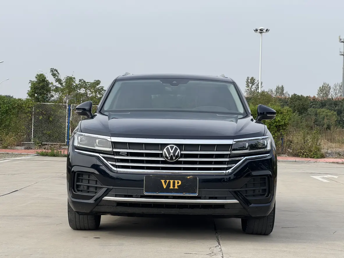Volkswagen Touareg  из Китая