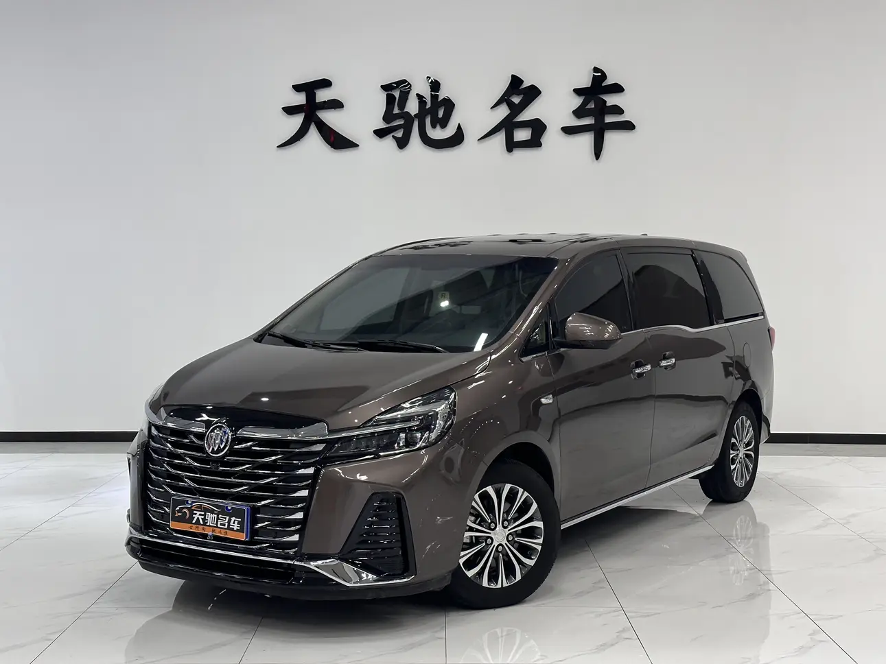 Buick GL8  из Китая