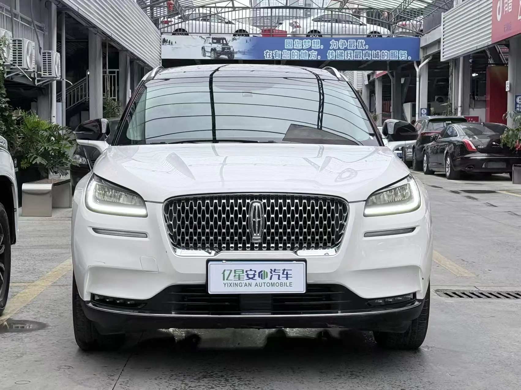 Lincoln Adventurer  из Китая