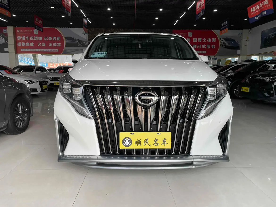 GAC Trumpchi M8  из Китая