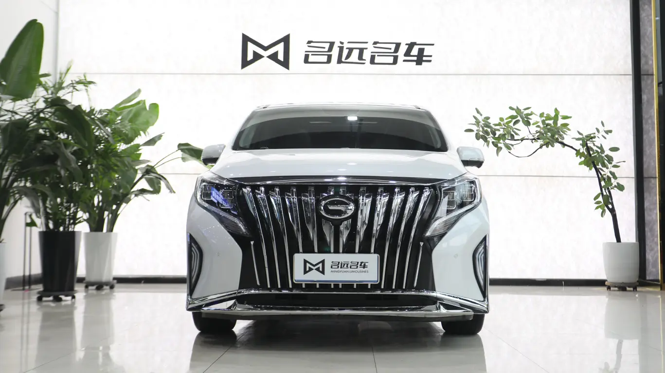 GAC Trumpchi M8  из Китая