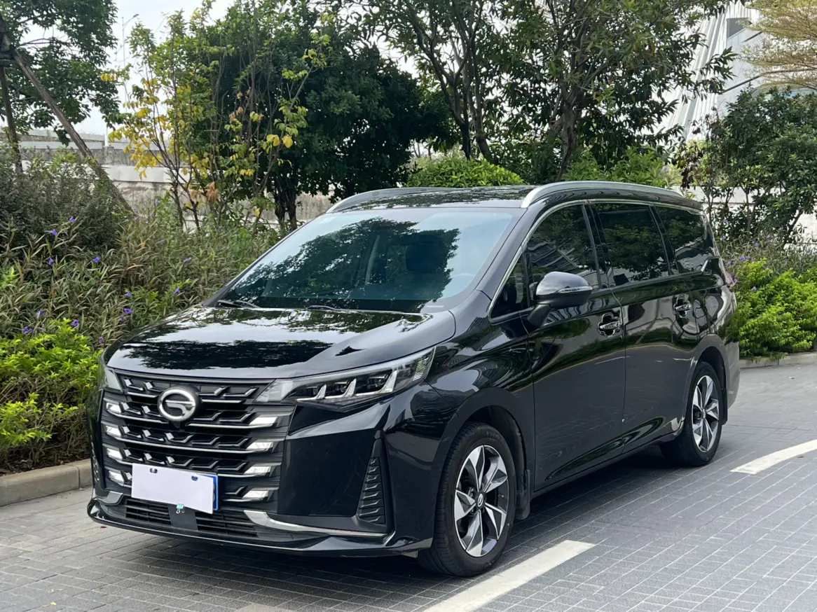 GAC Trumpchi M6  из Китая