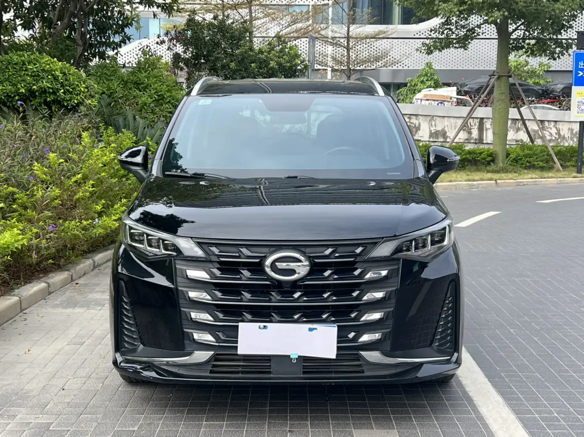 GAC Trumpchi M6  из Китая