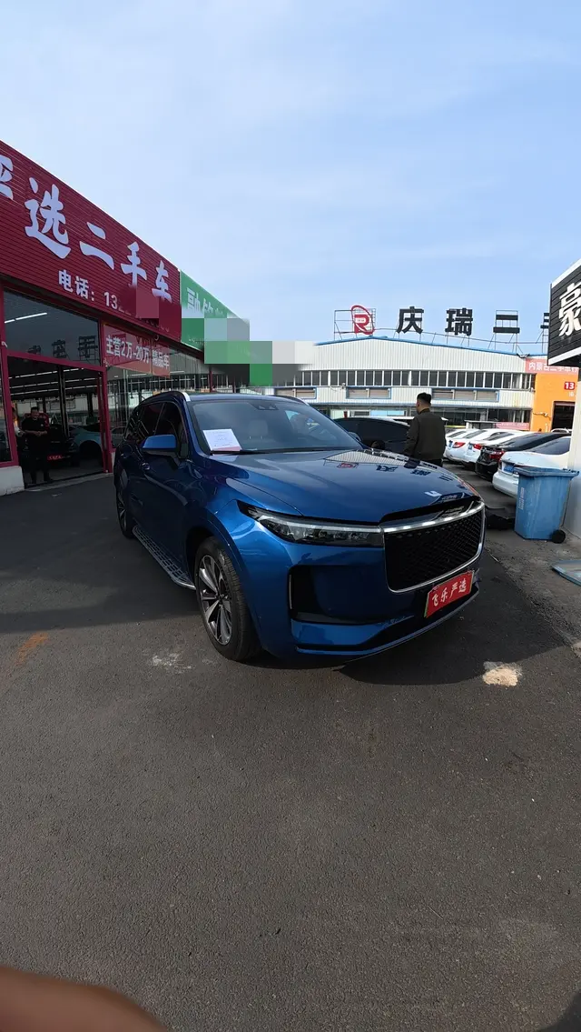 Li ONE (Ideal ONE)  из Китая