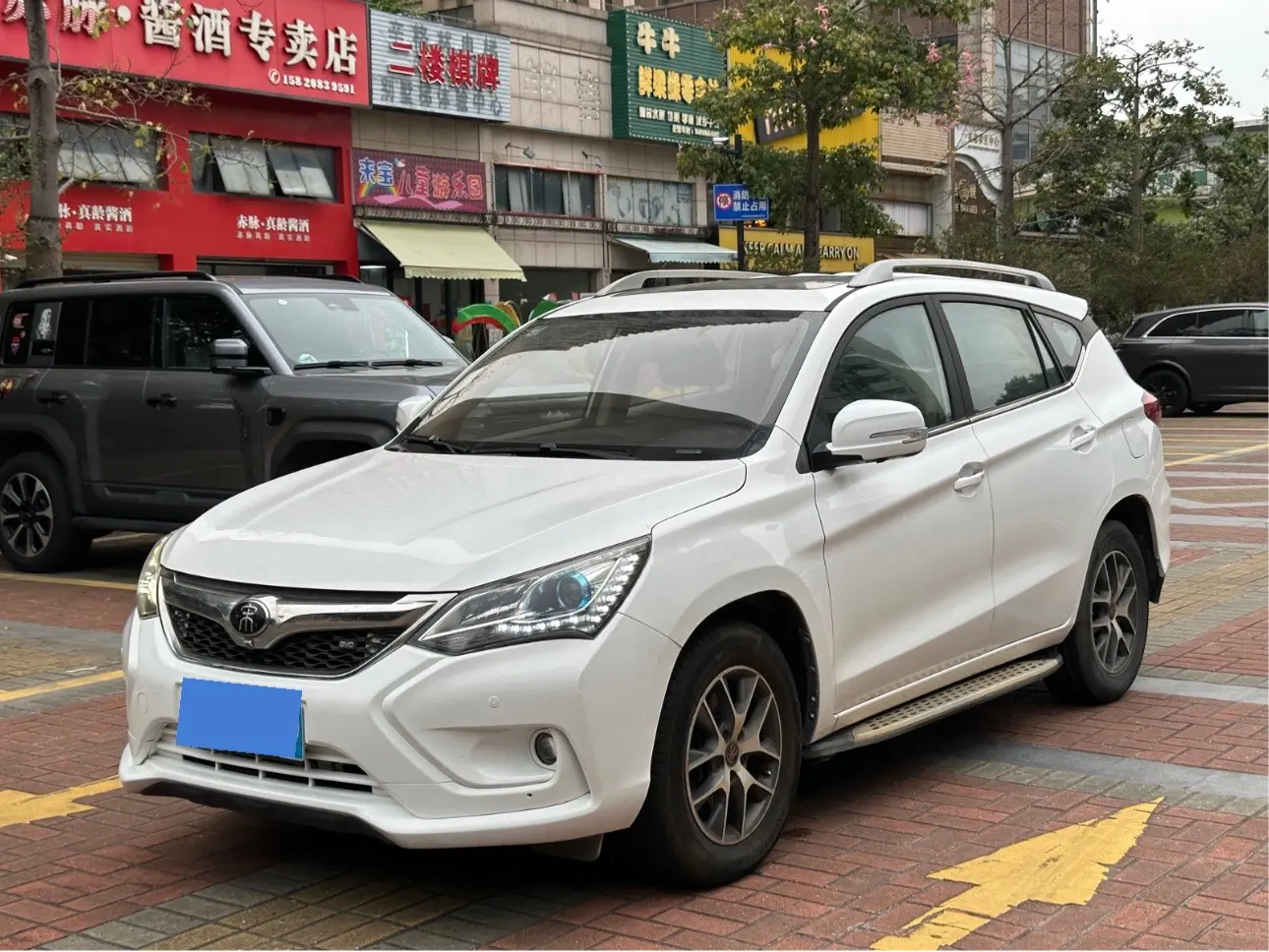 BYD Song  из Китая