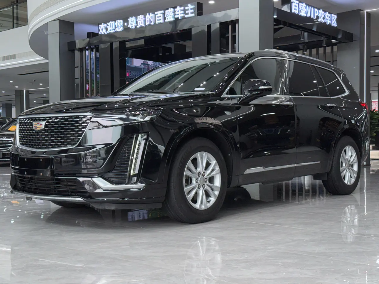 Cadillac XT6  из Китая
