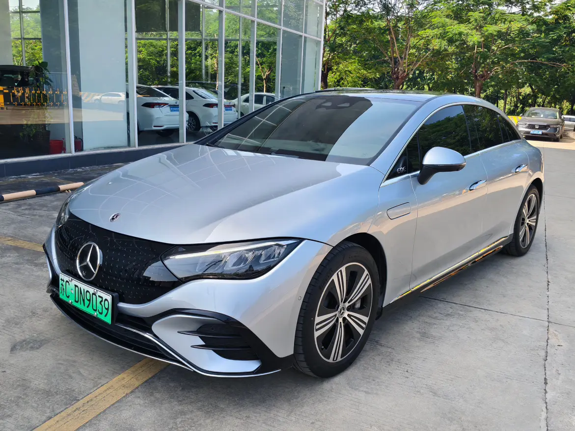 Mercedes-Benz EQE  из Китая