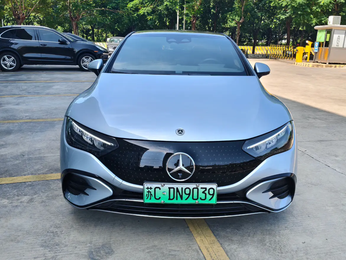 Mercedes-Benz EQE  из Китая