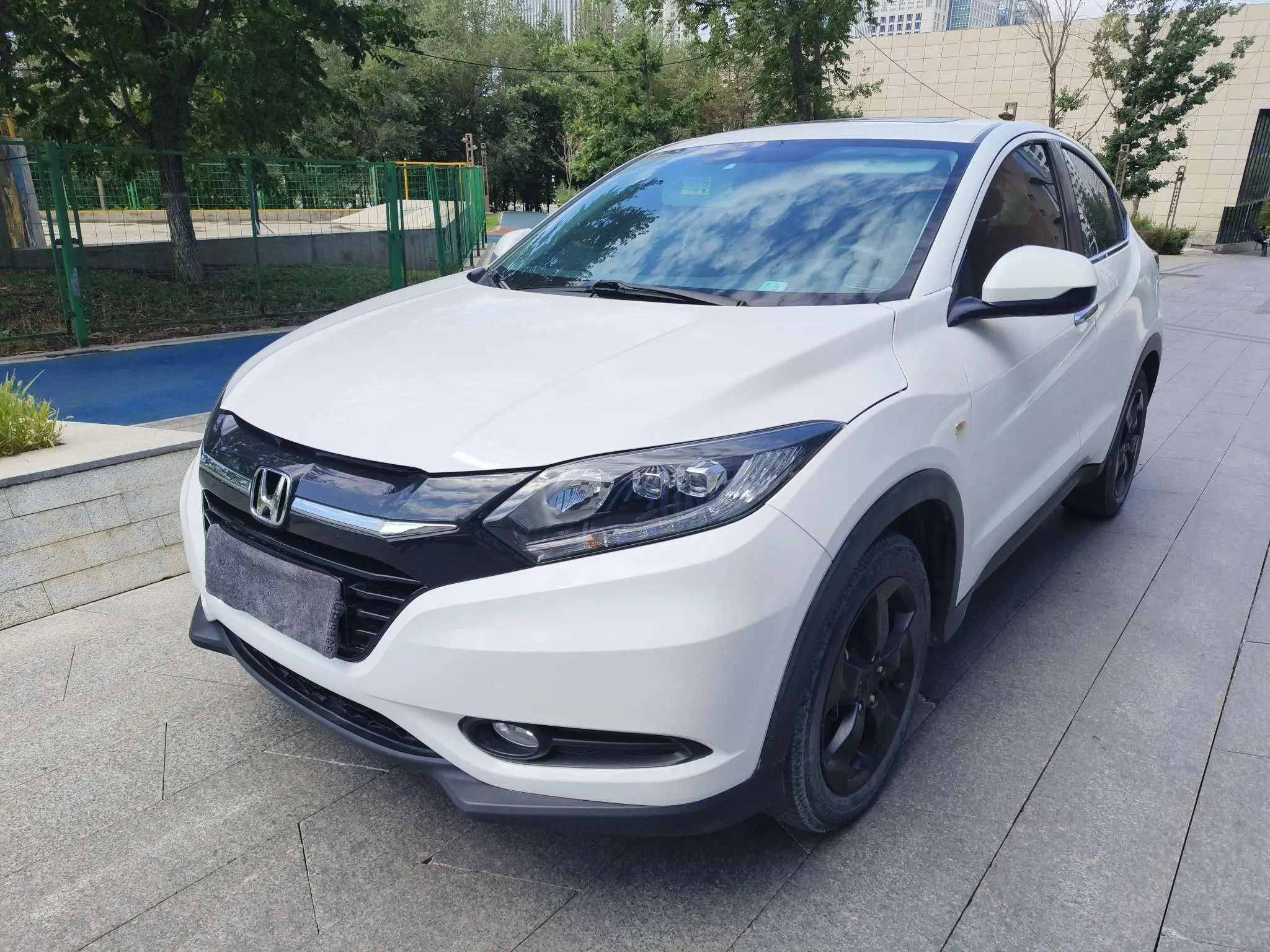Honda Vezel (Binzhi)  из Китая