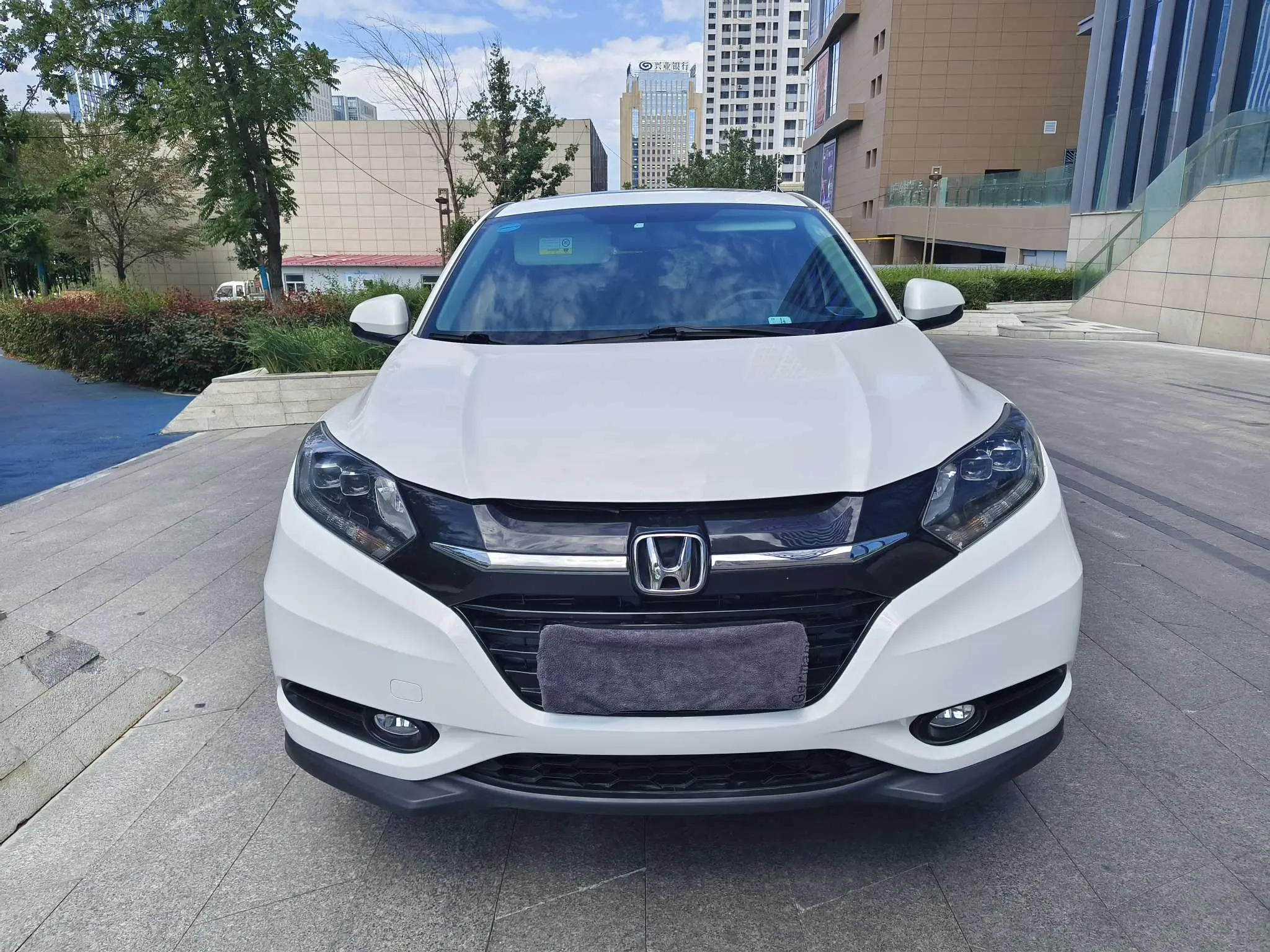 Honda Vezel (Binzhi)  из Китая