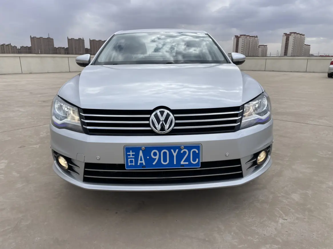 Volkswagen Bora  из Китая