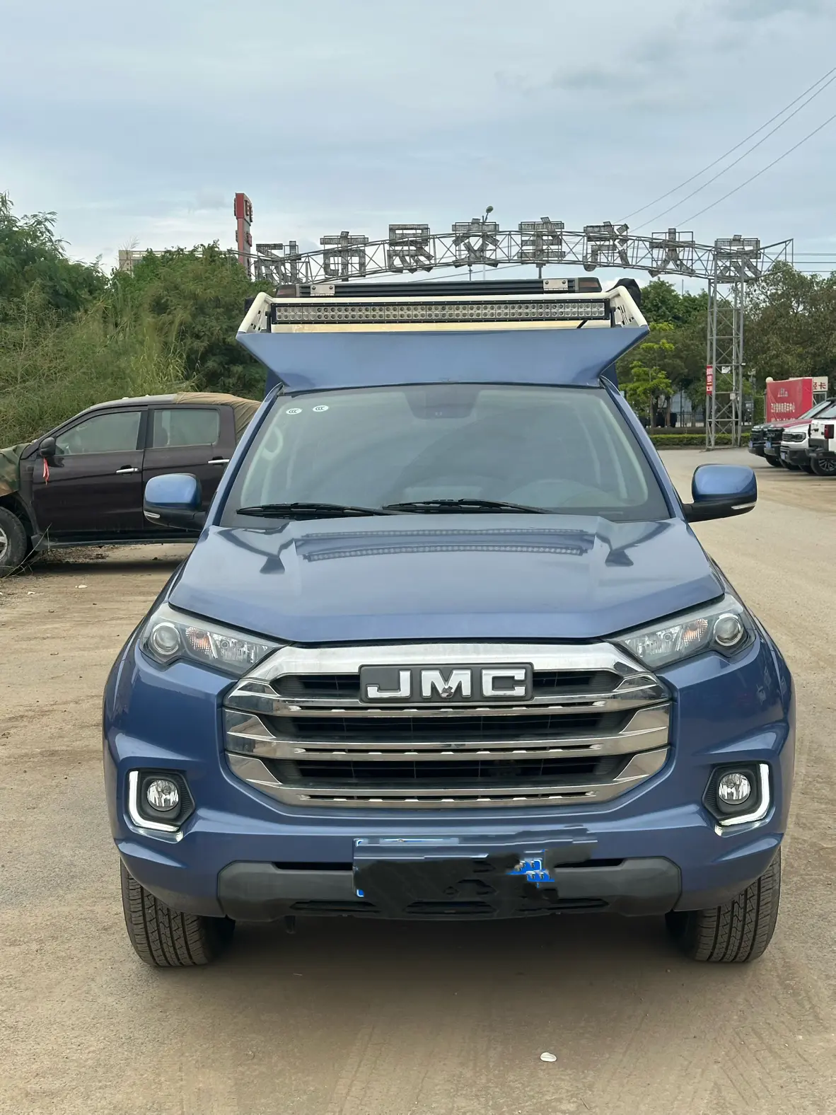 Jiangling Domain Tiger 7  из Китая