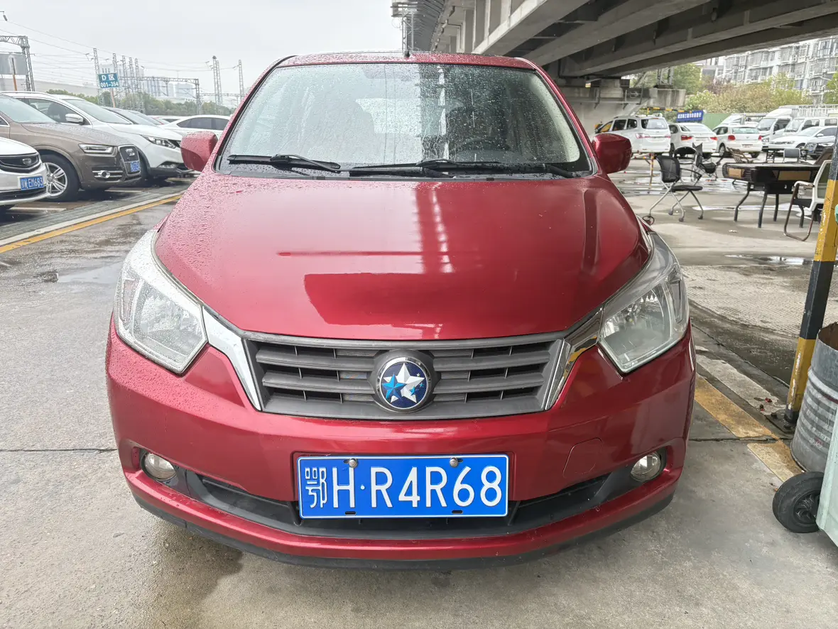 Kai Chen Venucia R50  из Китая