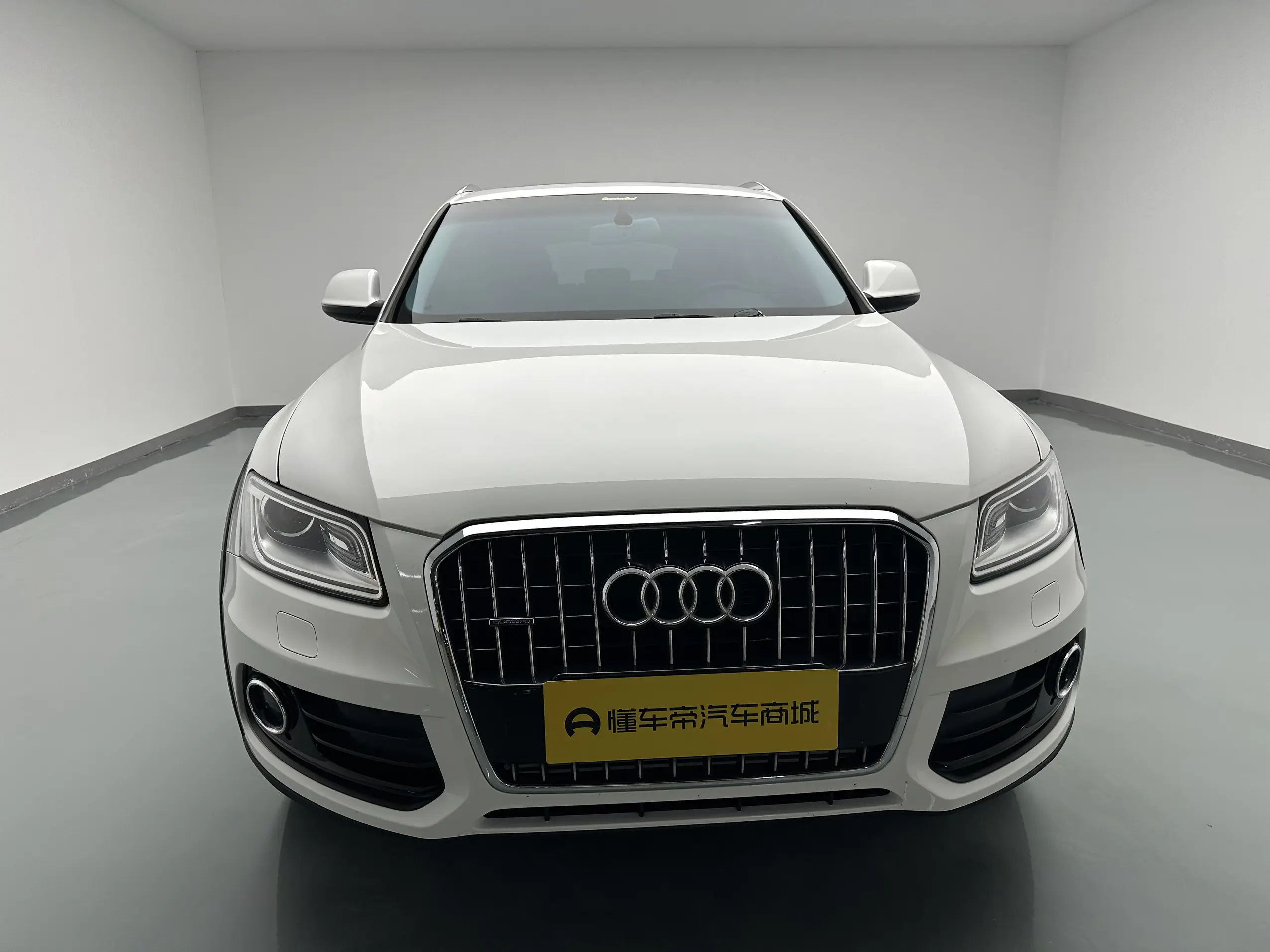 Audi Q5  из Китая