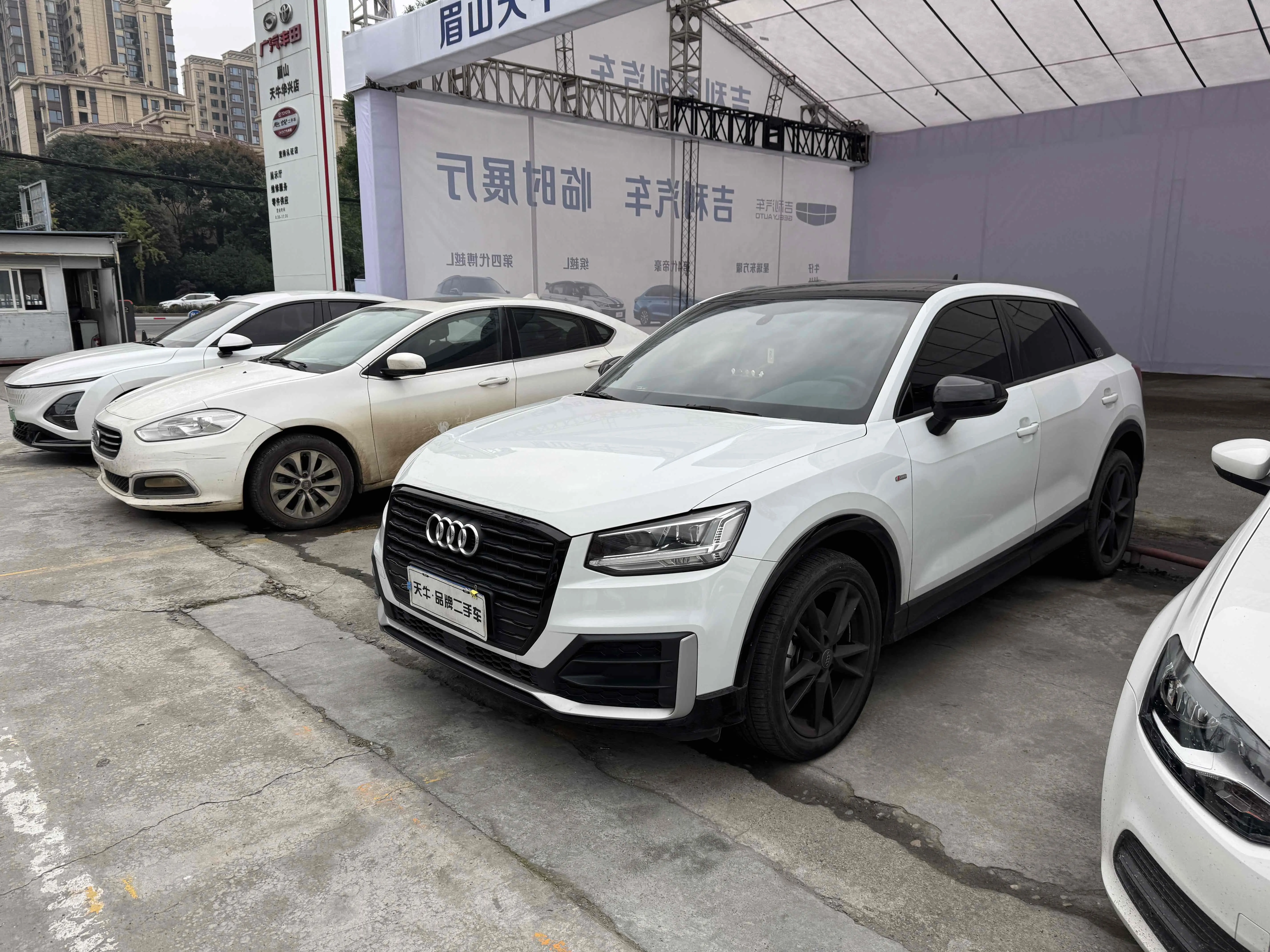 Audi Q2L  из Китая