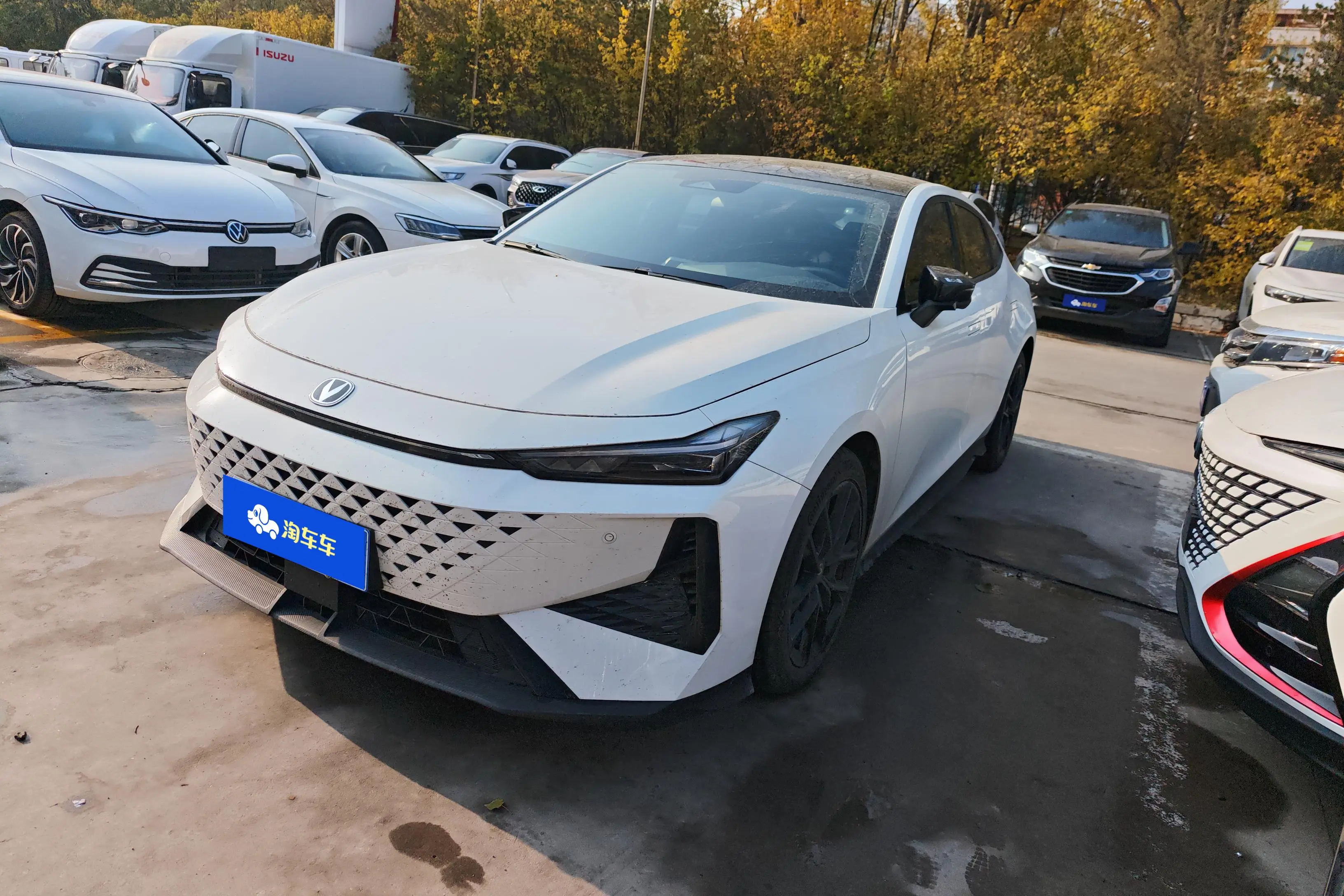 Changan UNI-V  из Китая
