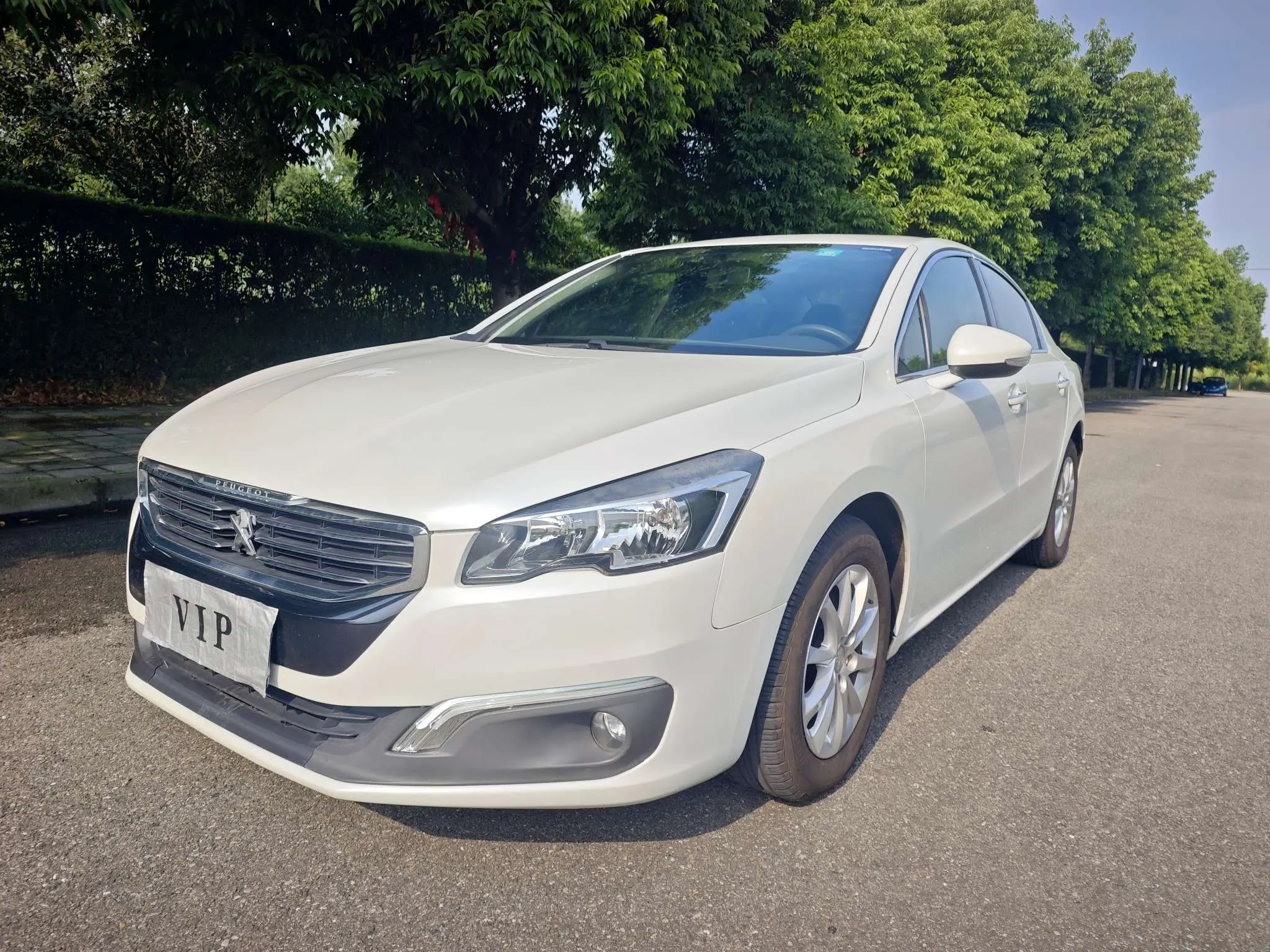 Peugeot 508  из Китая