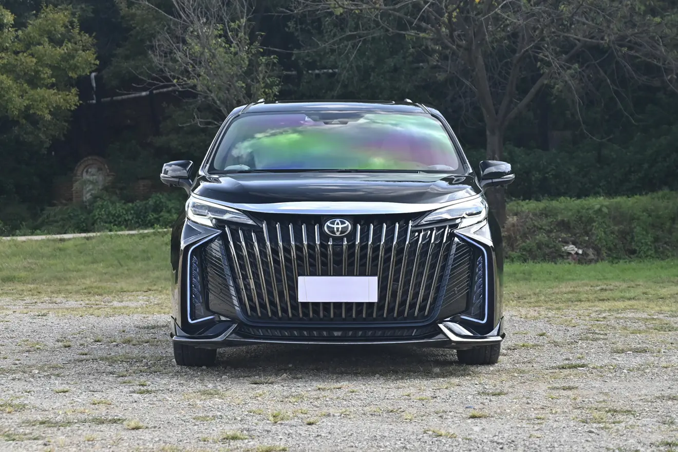 Toyota Granvia  из Китая