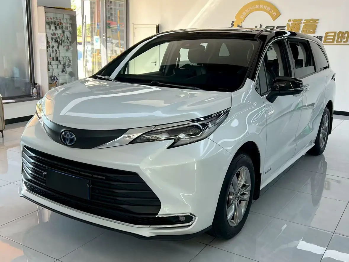 Toyota Sienna  из Китая