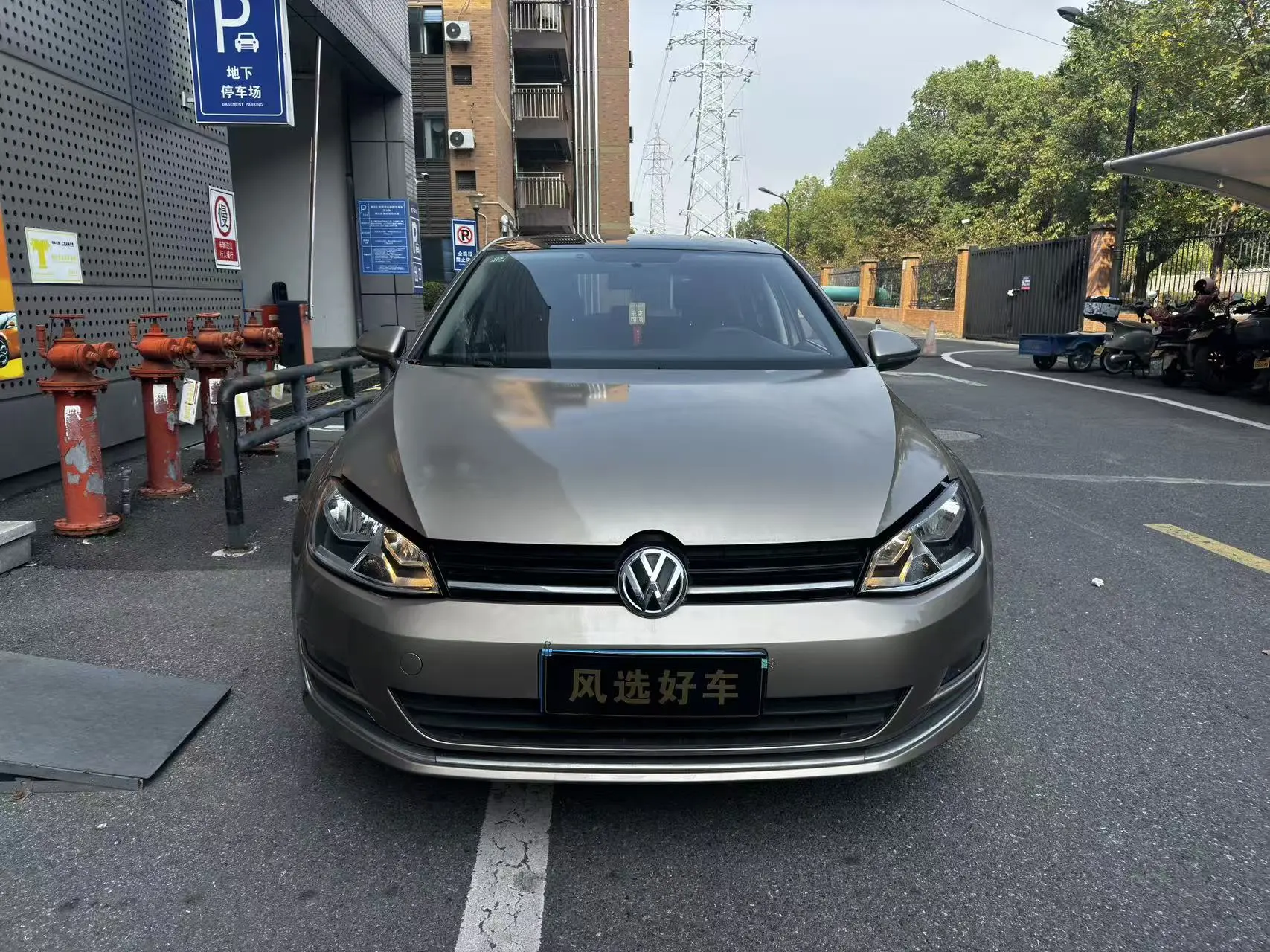 Volkswagen Golf  из Китая